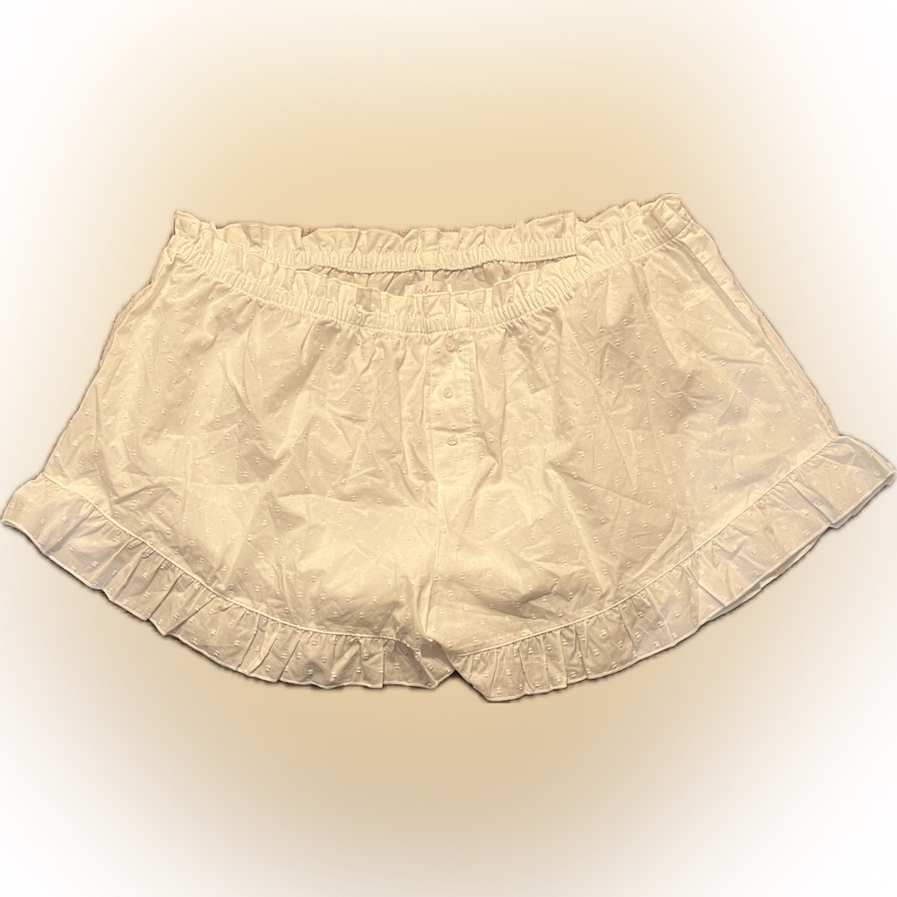 Colsie White Ruffle Trim Pajama Shorts